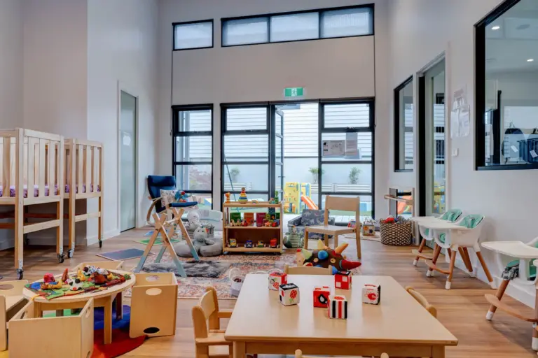 Little Lane Diamond Creek centre gallery